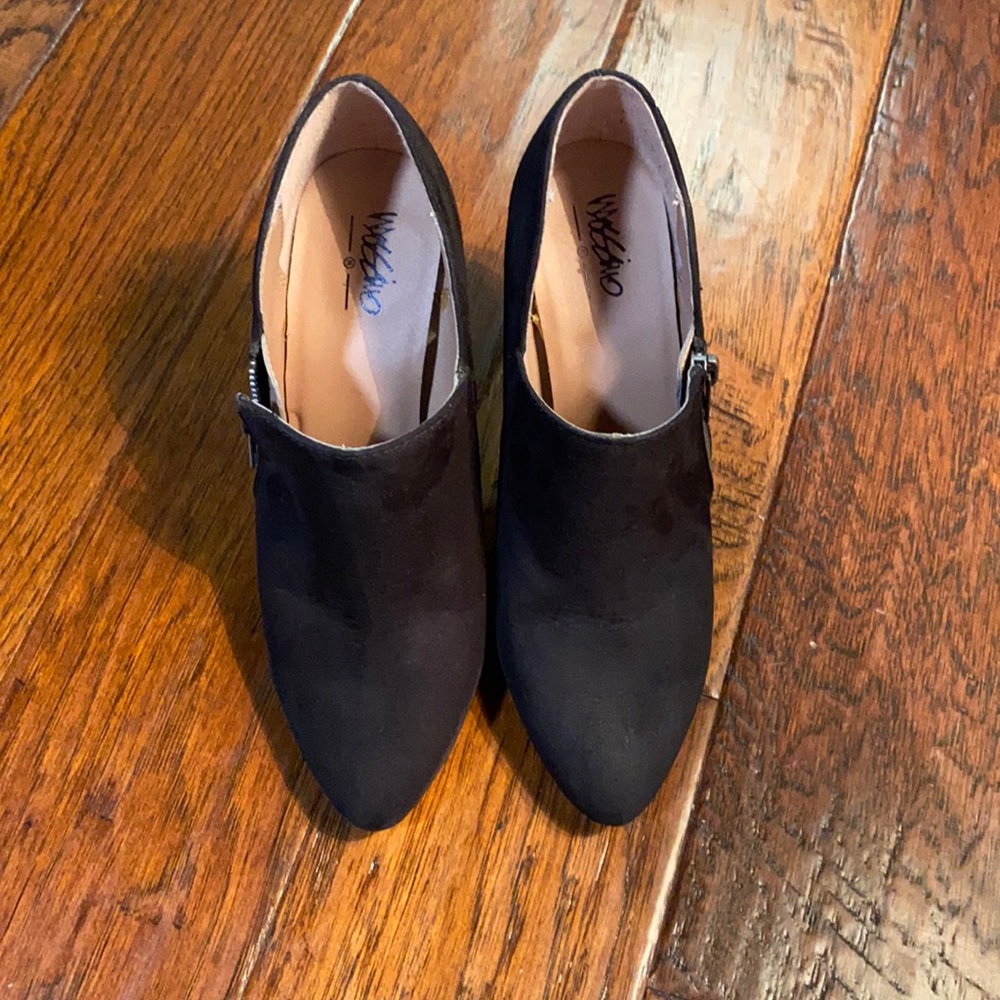Women’s shoes